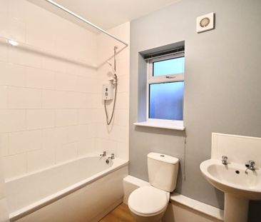 Watch House Lane, Doncaster - Photo 6