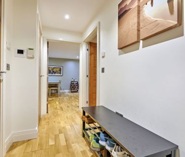Available unfurnished from 14/11/2025 - Photo 5