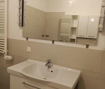 Ruhiges Premium-Wohnen am Kaisergarten: 4 Zimmer, Terrasse & Privat... - Photo 3