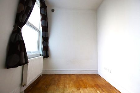 2 bedroom maisonette to rent - Photo 5