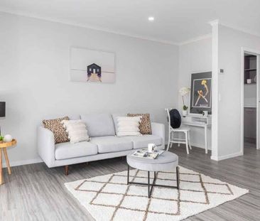 Comfort, Style & Convenience – Available 29 Nov - Photo 1