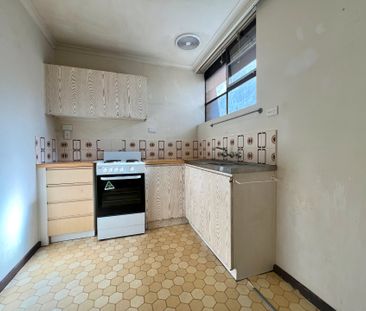 Cosy Apartment in the Heart of Box Hill - Photo 1