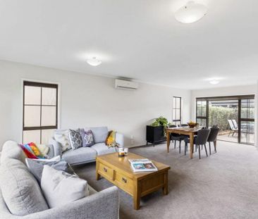 Sunny Remuera Home - Photo 2