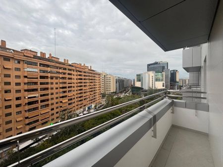 3 room luxury Flat for rent in Valencia, Spain - Photo 3
