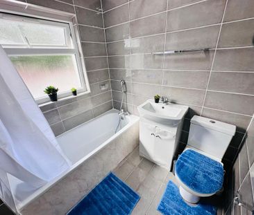 1 bedroom in a house share to rent - Photo 6