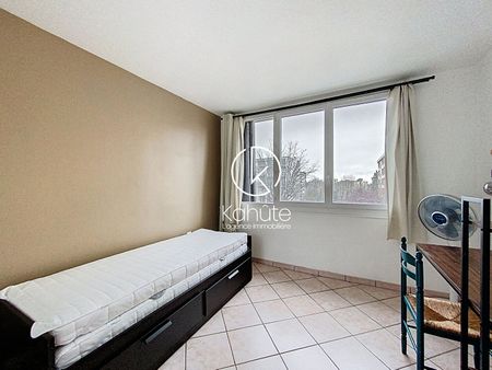 Location Appartement 3 pièces 61m² - Photo 2