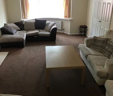 6 Bed Detached House, Kite Hay Close, BS16 - Photo 1