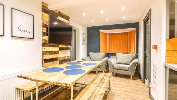 25 Glebe Road - Photo 1