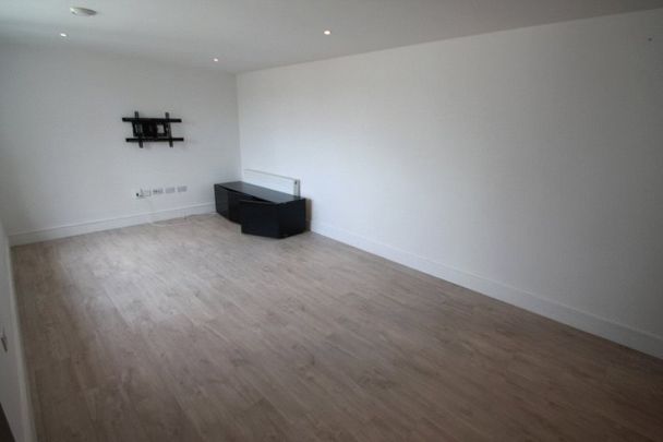 West Plaza, Town Lane, Stanwell,TW19 - Photo 1