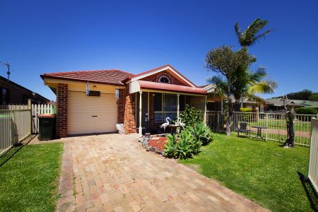 Coffs Harbour, 15a Eeley Close - Photo 3