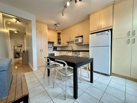 Métro de Beaubien: Grand 4 ½ offert en location complètement meublé, tout inclus. - Photo 3