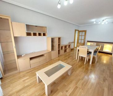 Piso de alquiler en Sector B - Photo 1