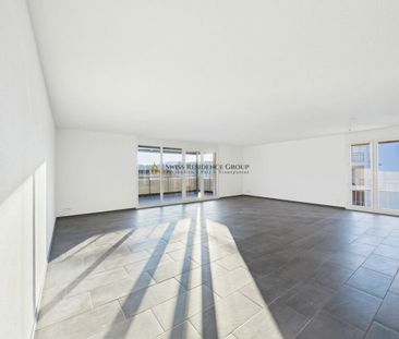 Modern apartment with view and sun rays - Foto 2
