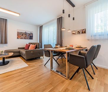City-Residence: Tolle 2,5-Zimmer-Wohnung mit großer Dachterrasse - Photo 2
