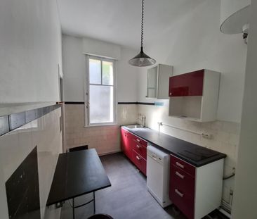 Location Appartement 2 pièces 63m² - Photo 4