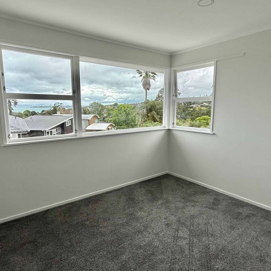 Perfect Family Home in Popular Cockle Bay - Photo 1