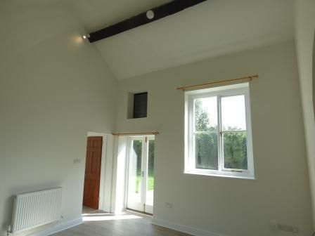 4 bedroom barn conversion to rent - Photo 2
