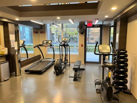 For Lease - 60 Annie Craig Drive Unit# 915, Toronto, Ontario - Photo 4