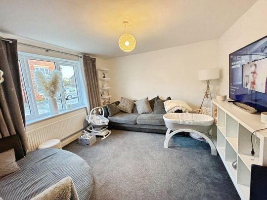 Lowfield Crescent, Littleport - Photo 1