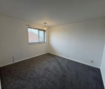 3 bedroom detached house to rent - Photo 4