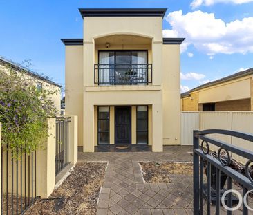 Open the Door to Spacious, Sunlit Townhouse Living in Campbelltown - Photo 1