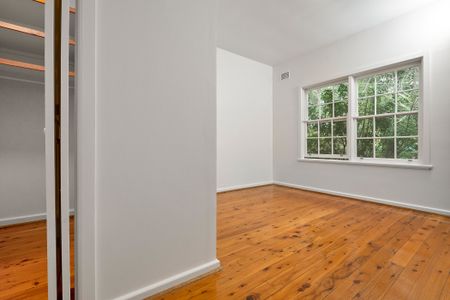 28 Lawson Parade, St Ives NSW 2075 - House For Rent | Domain - Photo 2