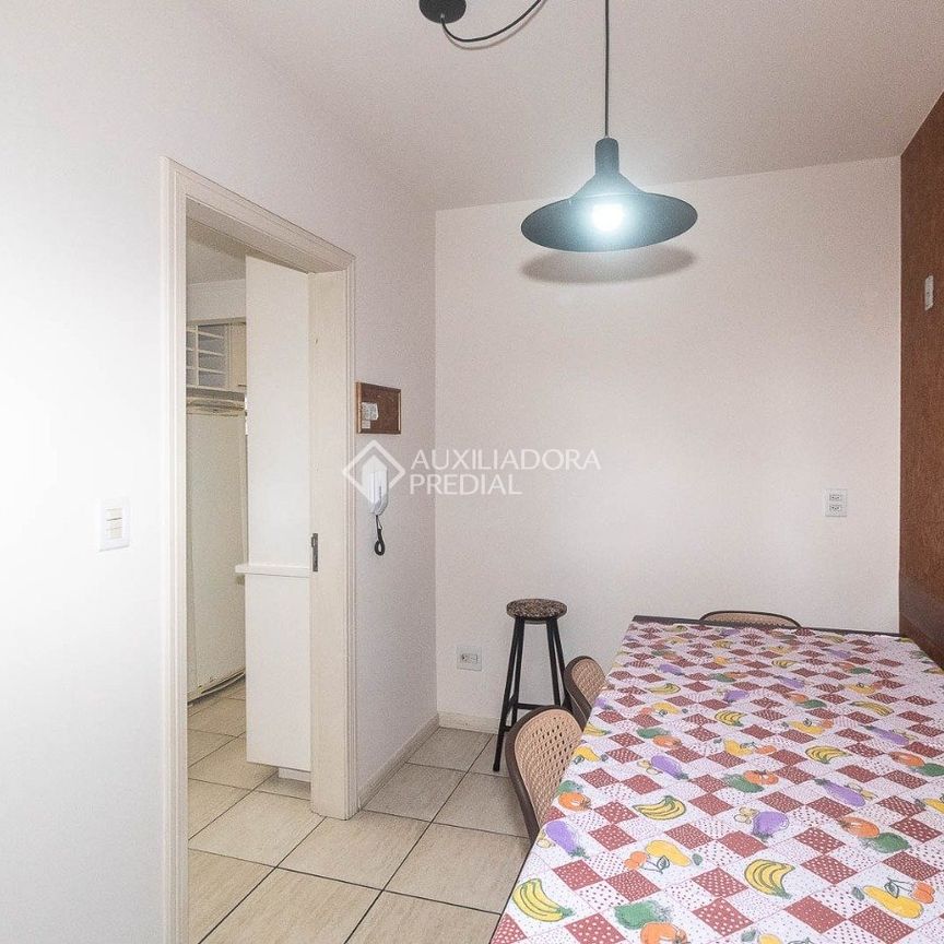 Apartamento com 3 quartos e 112m² para alugar em São João, Porto Alegre. - Photo 1