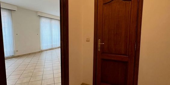 Appartement te huur in Geraardsbergen voor € 790 met 2 slaapkamers - Photo 3