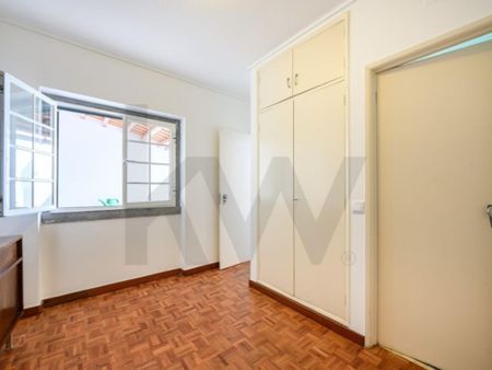 4 room luxury Apartment for rent in Cascais e Estoril, Portugal - Photo 2