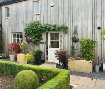 Snape Barns, Snape Hall Lane, CW2 - Photo 5