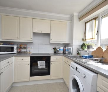 2 bedroom flat to rent, - Photo 6