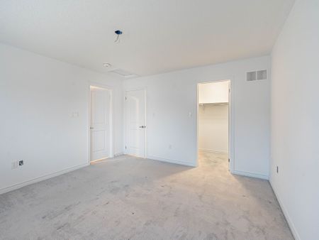 For Lease - 42 Eberhardt Drive, Wasaga Beach, Ontario - Photo 5