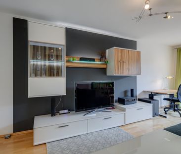 2-room apartment near the Pasing City Park - Photo 3