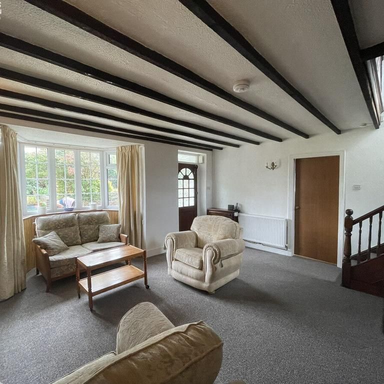 4 bedroom semi-detached house to rent - Photo 1