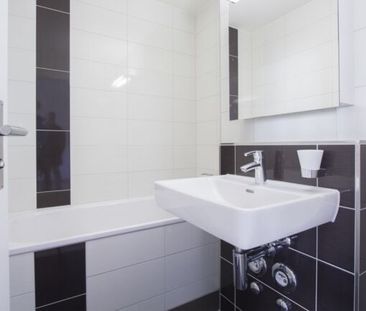 Luminous 4.5-room apartment with balcony and modern kitchen - Foto 5