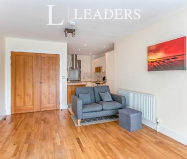 1 bedroom apartment to rent Dolphin Quays, The Quay, Poole, BH15 - Photo 2