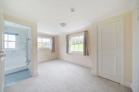 2 bedroom semi-detached house to rent - Photo 3