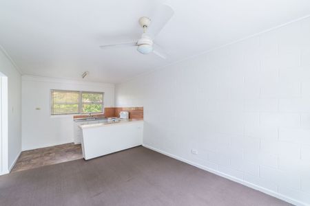 10/2930 Gold Coast Highway, Surfers Paradise, QLD 4217 - Photo 2