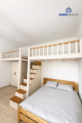 Pronájem bytu 2+kk 48 m² - Photo 1