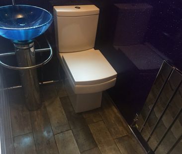 Room in a Shared House, Victoria Park, M14 - Photo 4