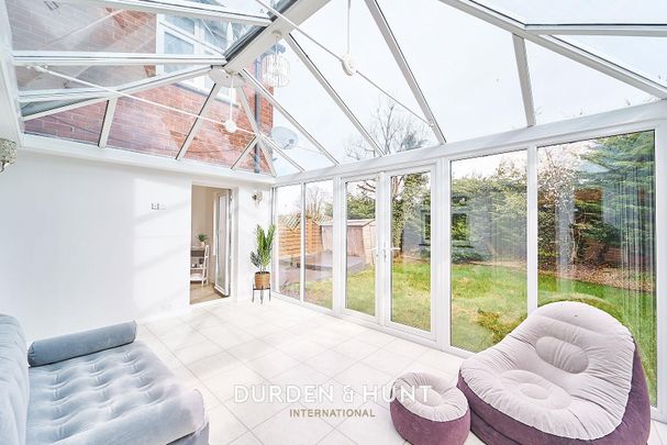 St. Johns Road, Epping - Photo 1