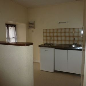 Location Appartement 2 pièces 32m² - Photo 2