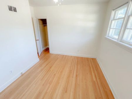 2712 Sinton Avenue — 2 Bedroom - Photo 5