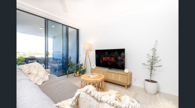 One Bedroom + Multipurpose Room - Photo 1