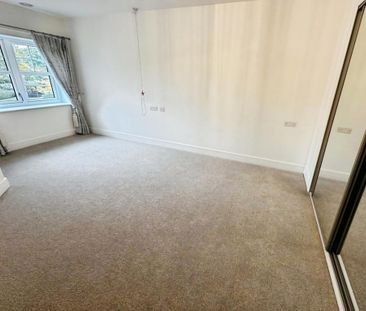 1 bedroom retirement property to rent - Photo 3