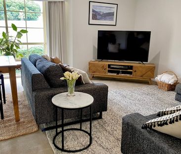 UNFURNISHED OR FULLY FURNISHED TOWNHOUSE - Photo 2