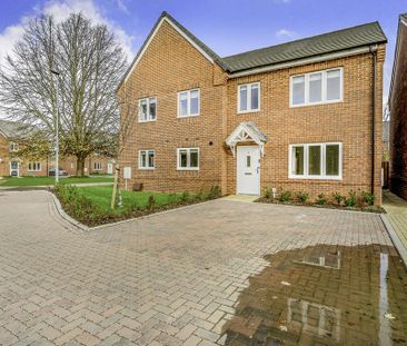 3 bedroom semi-detached house to rent - Photo 5