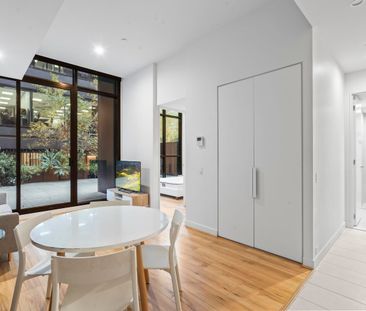 Executive Furnished Residence | Parque Apartments - Photo 1