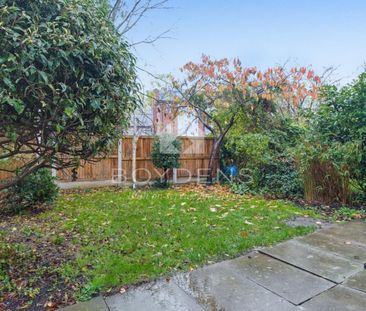 Victoria Gardens, Colchester - Photo 5