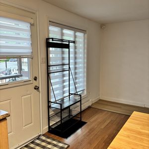 2 1/2 Semi Meublé Rénové - Photo 2